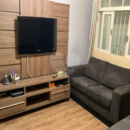 Sobrado á venda na Vila Matilde, 137m², 4 quartos e 2 vagas de garagem