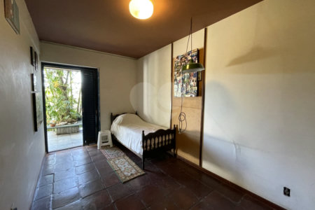 CASA DIFENCIADA NO PACAEMBU