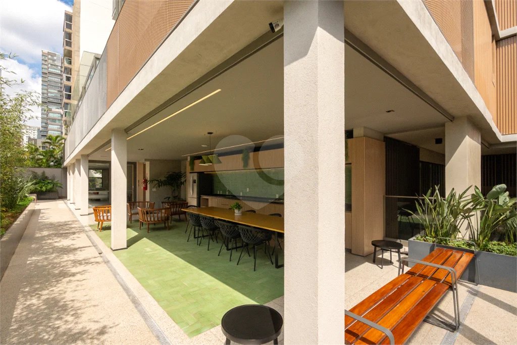 Apartamento à venda com 1 quarto em Moema, São Paulo, SP
