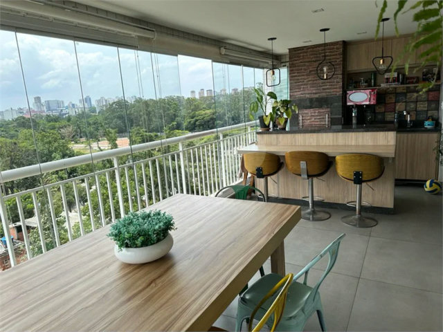 Apartamento à venda com 4 quartos, sendo 3 suítes,  em Jardim Marajoara, São Paulo, SP