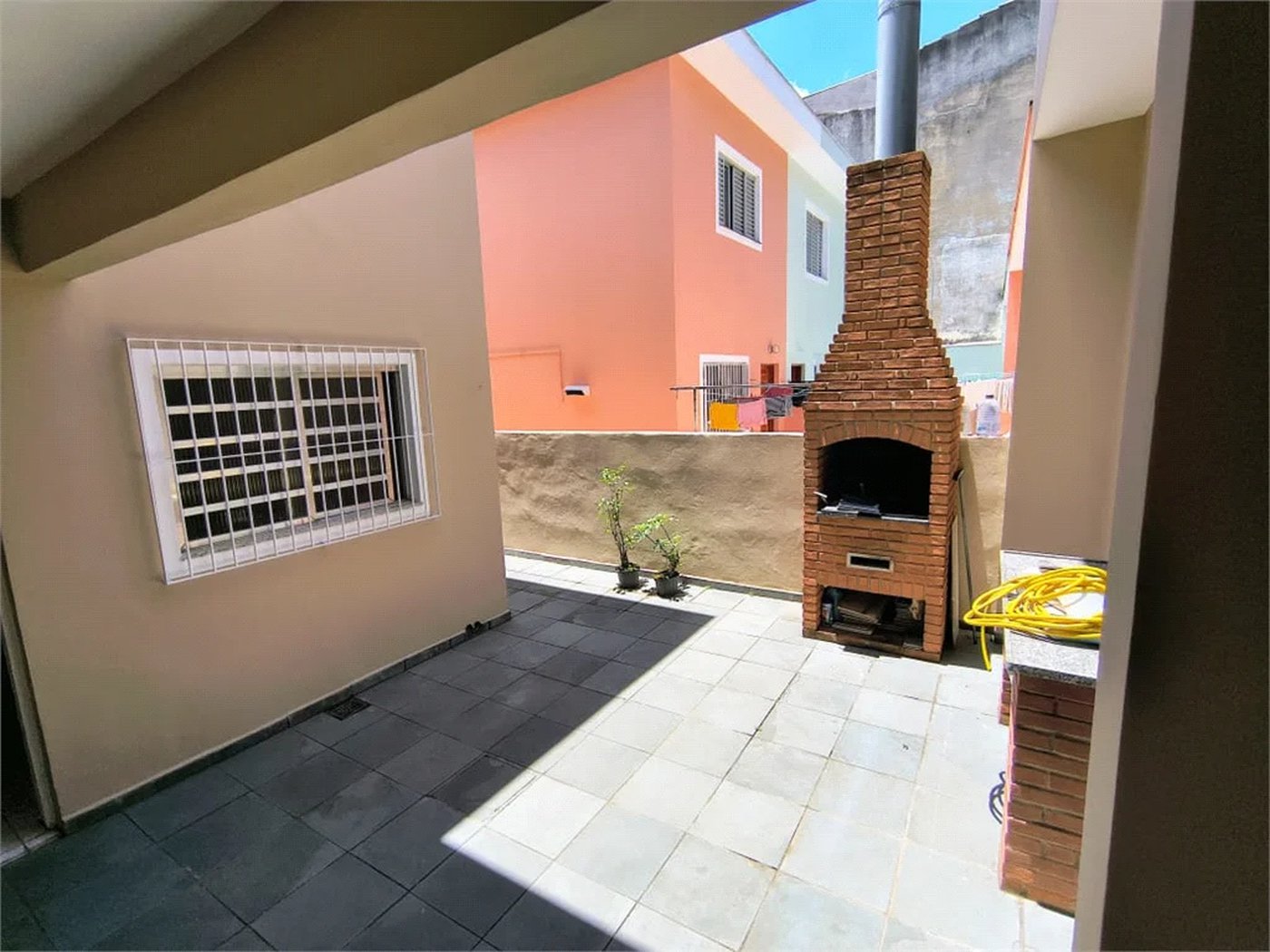 Sobrado à venda com 3 quartos, sendo 1 suíte,  em Vila Polopoli, São Paulo, SP