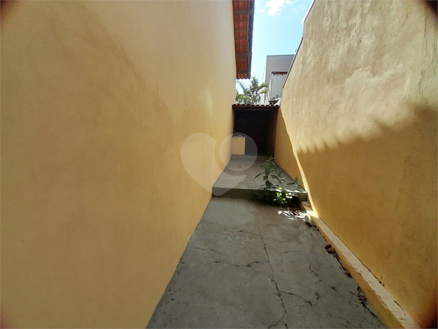Casa à Venda no Residencial Samambaia – 200 m² de Área Construída