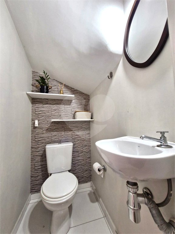 Casa à venda com 2 suítes no condomínio Residencial Living Sabara, São Paulo - SP
