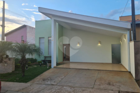Casa térrea para venda no Parque Fher.