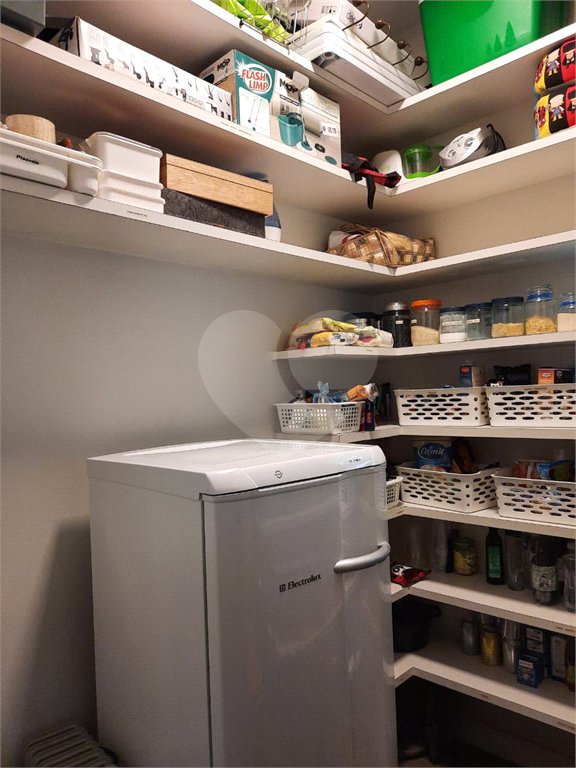 Apartamento de 257m² a venda em Moema, reformado, 4 dorms, 3 suítes, fora de rota,, 4 vagas