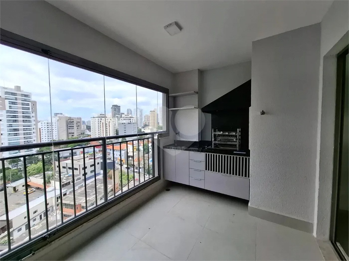Apartamento a venda na Vila Mariana, 68 m², 2 dormitórios, 1 suíte, 2 vagas e lazer completo