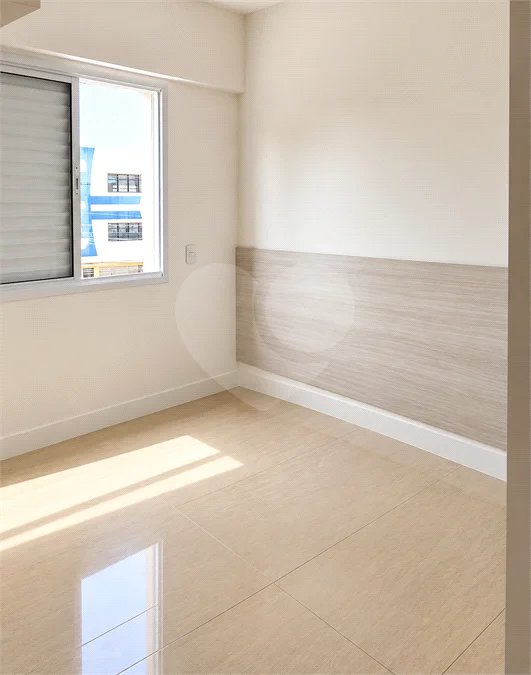 Apartamento de 130 m² no Jardim do Mar, com 3 suítes, 4 banheiros, varanda gourmet, 2 vagas e condomínio completo com piscina aquecida e lazer.