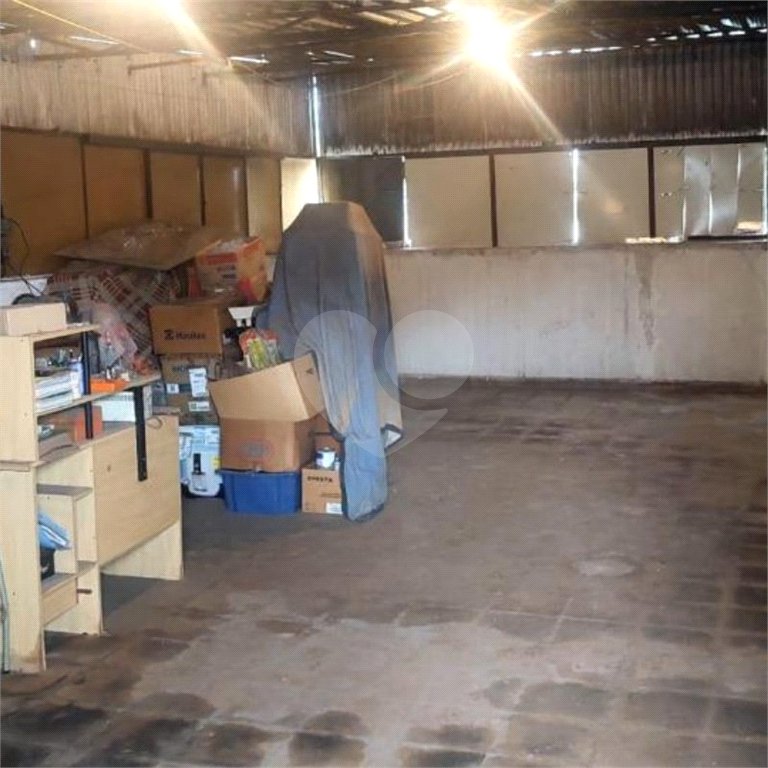Sobrado de 284m2 na Saúde com 4 dorms, 1 suíte, 3 banheiros, 4 vagas. Estuda permuta.