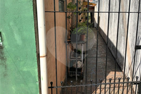 Casa com 198m², 3 dormitórios, sendo 1 suíte, 3 vagas, à venda na Vila Matilde.