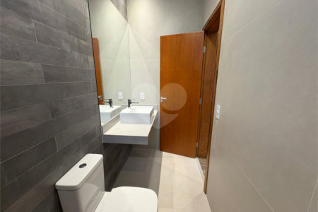 Casa á venda no condomínio Damha IV