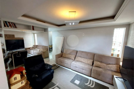 Casa residencial com ponto comercial a venda no Centro