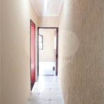 Casa com 180m², 3 dormitórios, 1 vaga, à venda na Vila Scarpelli em Santo André.