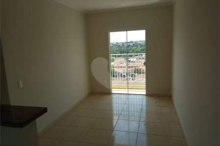 Apartamento com 2 dormitórios.