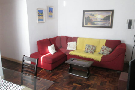 Apartamento com área útil de 72 m², 2 quartos no Bairro do Cambuci.
