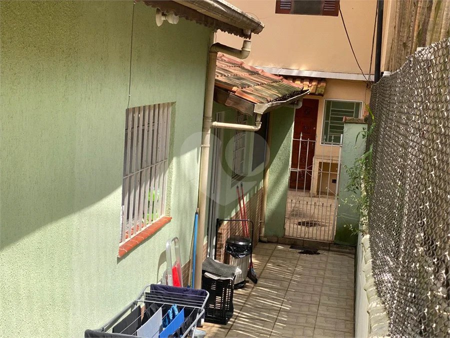 Terreno 10 X 30m,ideal para construtor, com casa principal, mais 3 casas no mesmo terreno e gerando renda, em Perdizes - São Paulo