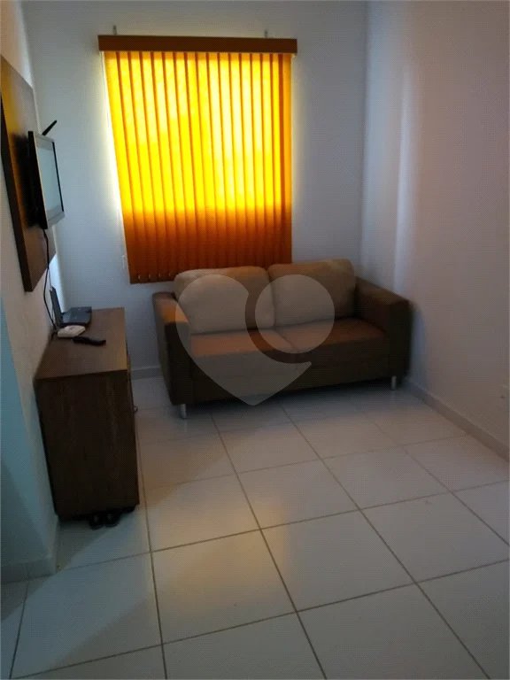 Apartamento com 2 dormitórios