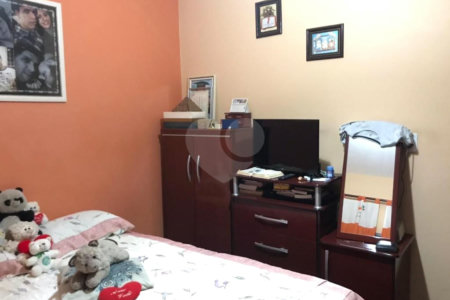 Casa térrea para venda.
