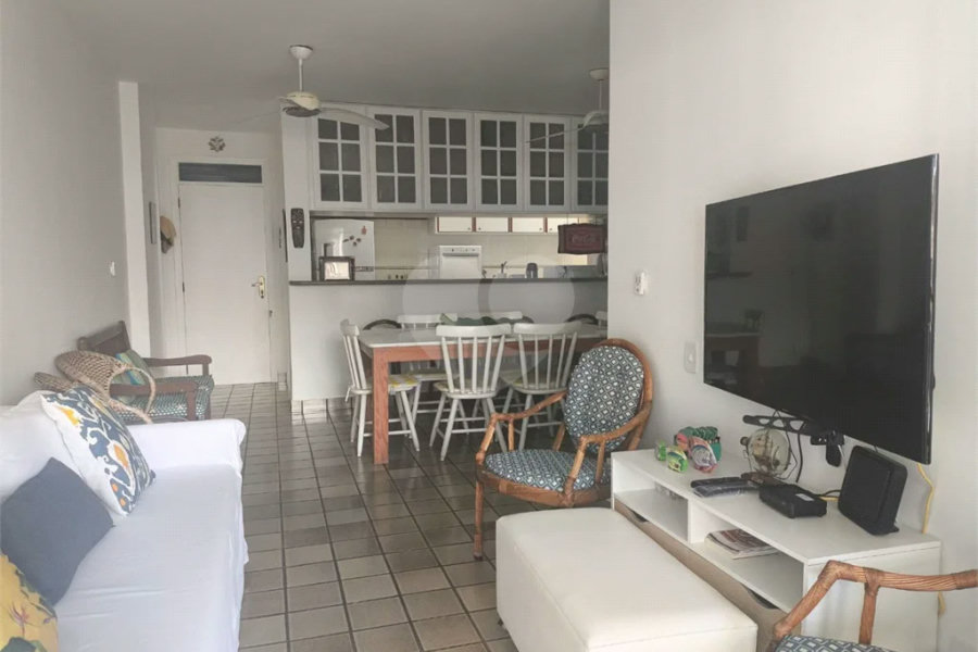 Apartamento à venda com 2 suítes em Riviera de São Lourenço, Bertioga, SP