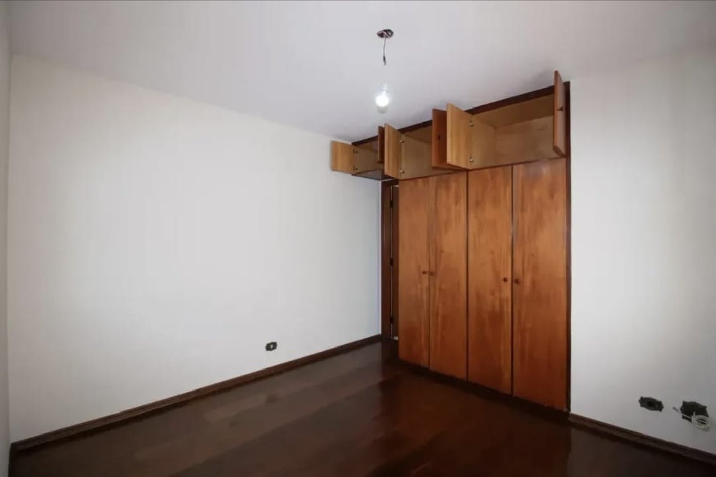 Casa à venda com 4 quartos, sendo 4 suítes, em Butantã, São Paulo - SP
