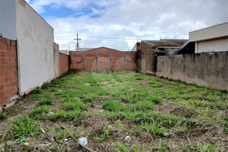 Terreno á venda no Jardim Embaré