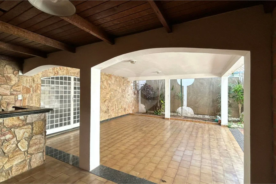 Venda Casa com 4 Dormitórios no Parque Santa Cecília