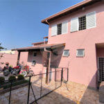 Casa à Venda no Santa Marta com 3 Suítes e Piscina