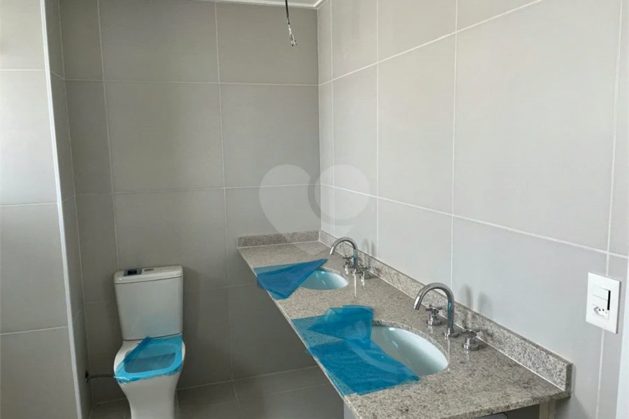 Apartamento de 175m2 à venda com 3 dormitórios e 3 vagas no Paraíso
