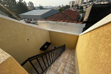 Sobrado à venda com 3 quartos, sendo 1 suíte,  em Butantã, São Paulo, SP