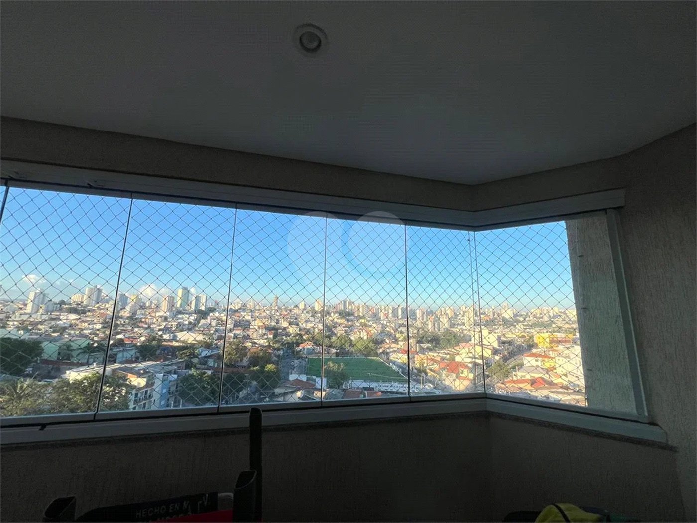 APARTAMENTO de 2 quartos (1 suíte) á venda em Santo André, 75m², 2 garagens fixas e cobertas, é entrar e morar!