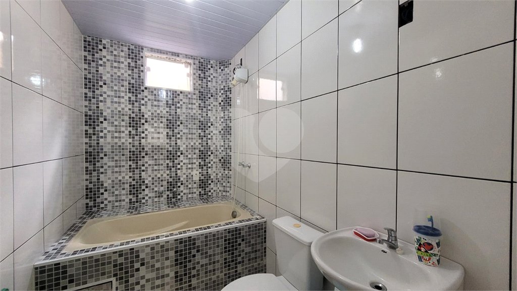 Sobrado Residencial no bairro Douradinho
