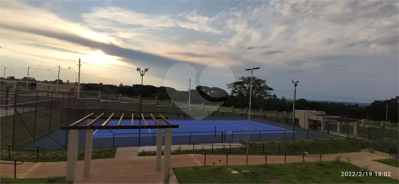 Terreno no Condomínio Residencial Villeneuve