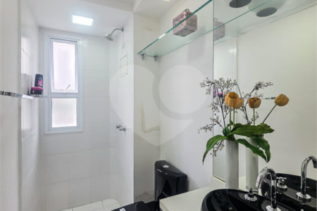 Apartamento - Ipiranga - 2 Quartos / Dormitórios - 1 Vaga - Venda / Compra