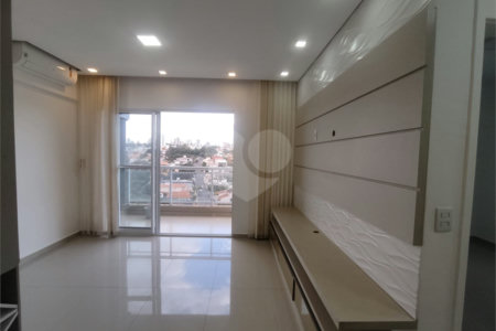 Apartamento á venda no Jardim Alvorada.