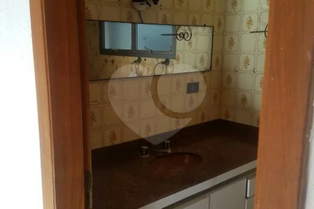 CASA TÉRREA PARA VENDA OU LOCAÇÃO COM 3 DORMITÓRIOS NO BOLSÃO DE INTERLAGOS