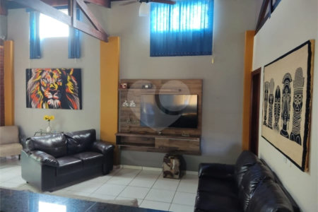 Casa à Venda no Jardim Regina – Brotas