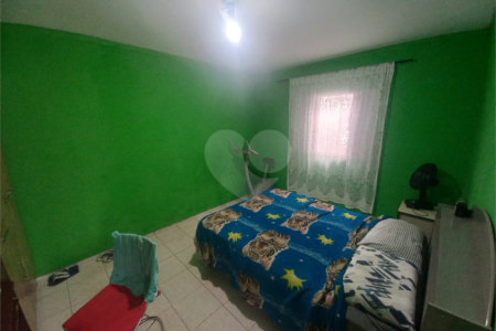 Sobrado para venda.