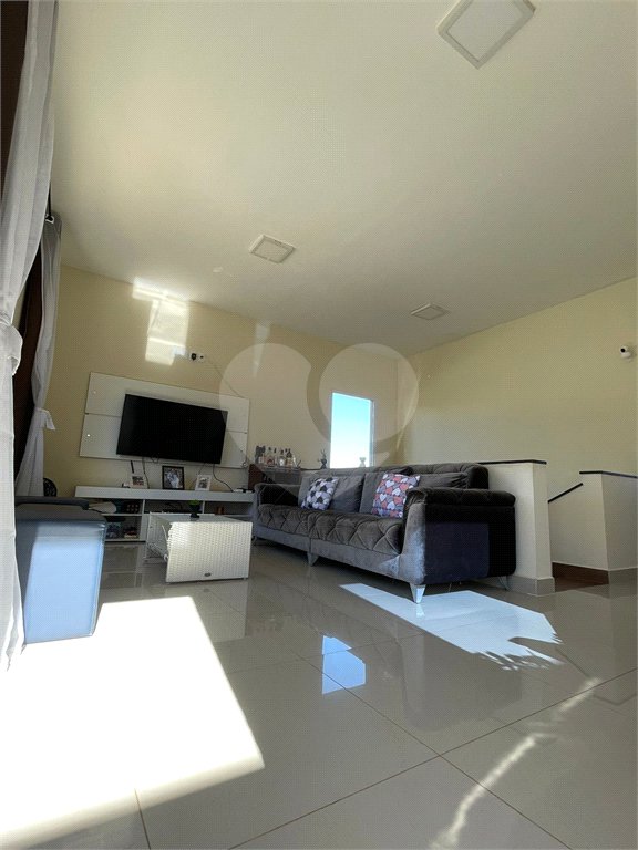 Casa a Venda em Atibaia