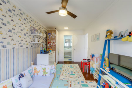 Casa à venda com 4 quartos, sendo 2 suítes, no condomínio Residencial Vila Lagos, São Paulo - SP