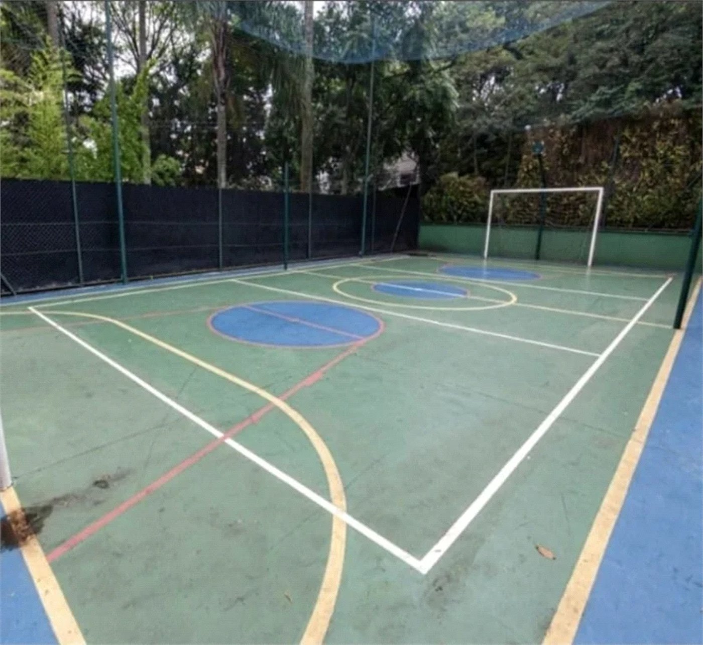 Apartamento com 2 dormitórios no charmoso Jardim Ester