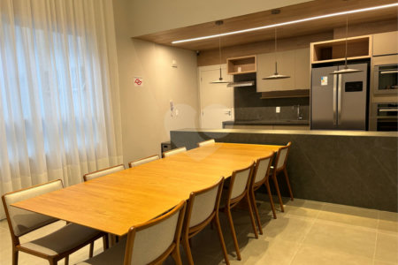 Studio novo, decorado - Metro Praça da Árvore