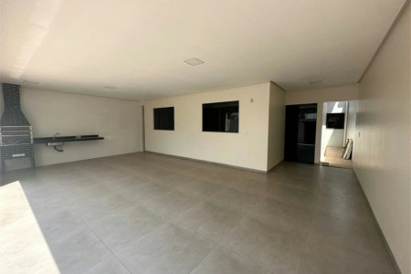 Casa à venda com 4 quartos, sendo 1 suíte, em Bacaba, Balsas, MA