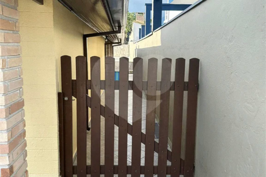 Casa à venda com 3 quartos, sendo 1 suíte,  em Morada da Praia, Bertioga, SP