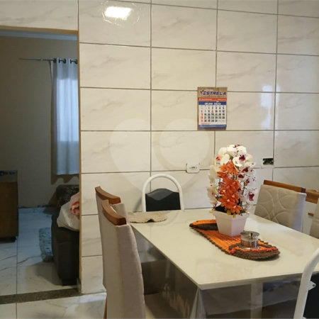 Casa à venda na região do Santa Felícia.