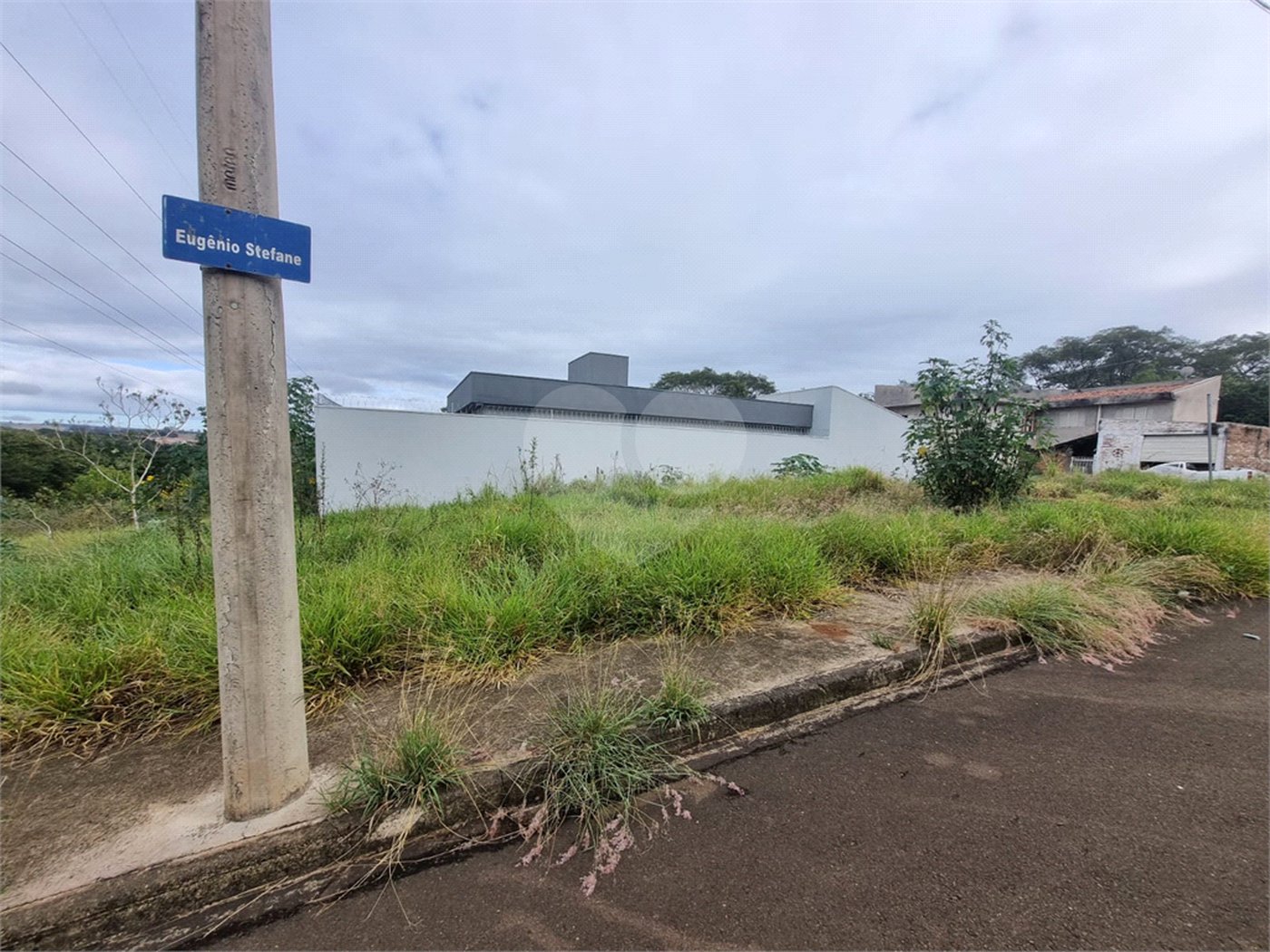 Terreno à venda 262m² prolongamento do jardim das torres