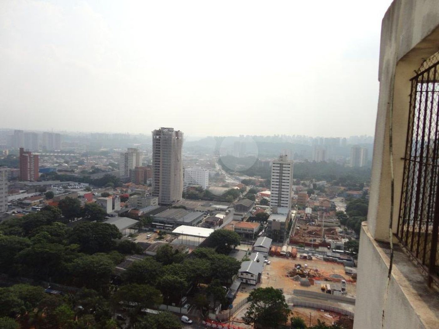 APARTAMENTO PARA VENDA OU LOCAÇÃO COM 6 DORMITÓRIOS ALTO PADRÃO