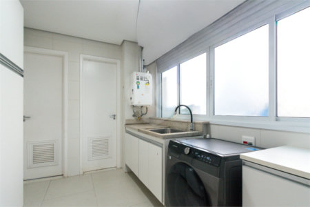 Apartamento à venda com 4 quartos, sendo 2 suítes, em Brooklin, São Paulo, SP