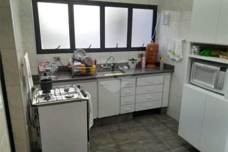 Apartamento no Edifício Professora Benedita Stahl Sodré