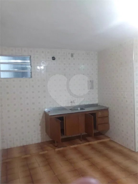Duas casas com área total de 220m², 4 dormitórios, 3 suítes, 1 vaga de garagem, à venda em Pirituba