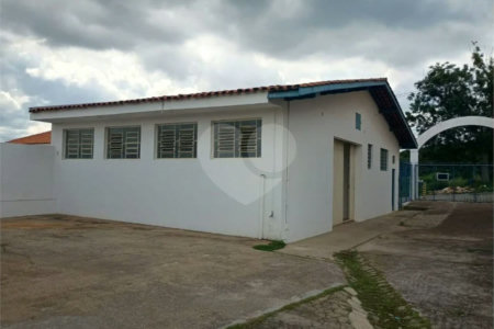 Salão Comercial a Venda no Jardim Melle em Vinhedo/SP