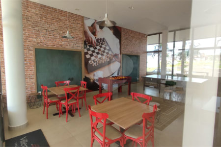 Lote à Venda em São Carlos, no Condomínio Villeneuve I
